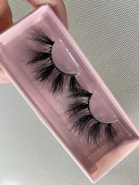 Temporary Lashes